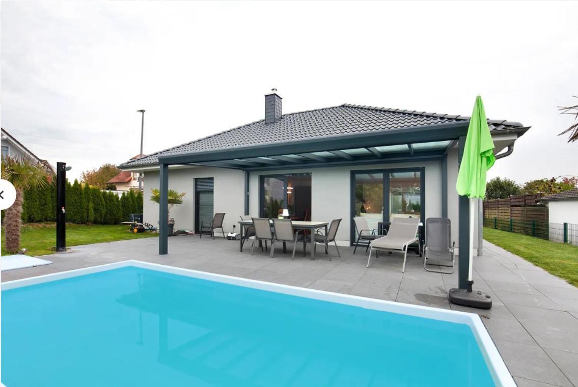 Grosszuegige Unterkunft Mit Terrasse Oberbrechen Екстериор снимка
